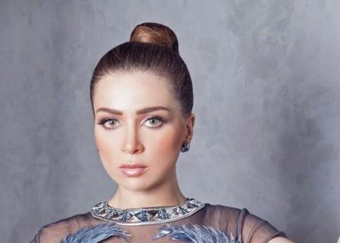 مي عز الدين تعلن عن عودتها إلى السينما بعد انقطاع دام 13 عامًا