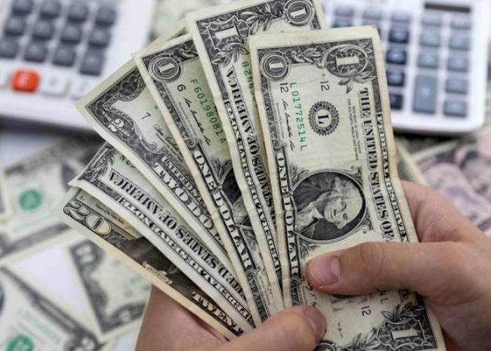 أسعار الدولار والعملات الأجنبية مقابل الجنيه المصري اليوم الاثنين 5-5-2025