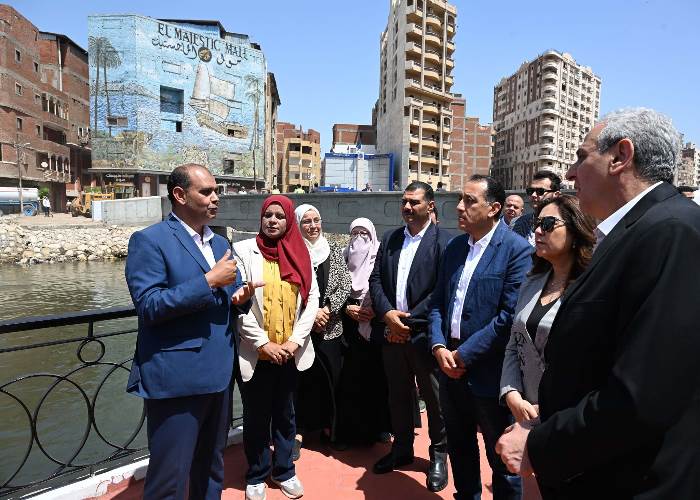 رئيس الوزراء يزور كورنيش ترعة القاصد للاطلاع على أعمال التطوير