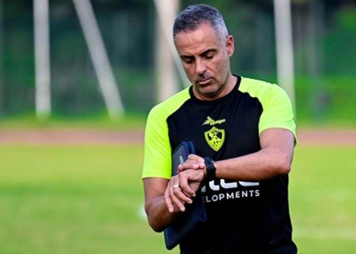 جوميز يرفع شكوى ضد الزمالك للفيفا