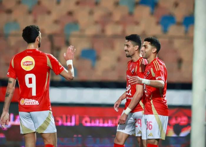 الدوري يحتدم.. بيراميدز يُربك الحسابات والأهلي يظهر قوته