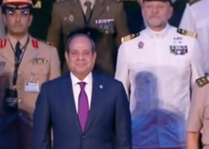 الرئيس السيسي يفتتح بطولة العالم العسكرية للفروسية في العاصمة الإدارية