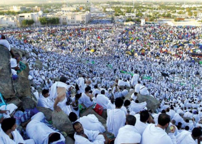 داعية توضح أنواع الحج وتؤكد أن الإحرام للنساء لا يشمل النقاب أو القفازين