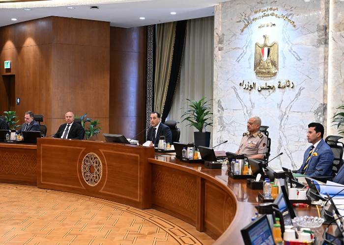 الحكومة تعتمد 9 قرارات جديدة خلال اجتماعها الأسبوعي
