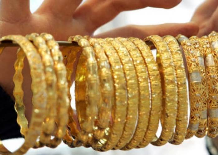 استقرار نسبي لأسعار الذهب محليًا في ظل تقلبات السوق العالمية