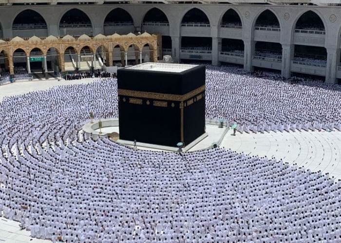 تحذير سعودي: دخول مكة بدون تصريح يعرضك لغرامات تصل إلى 100 ألف ريال وترحيل المخالفين